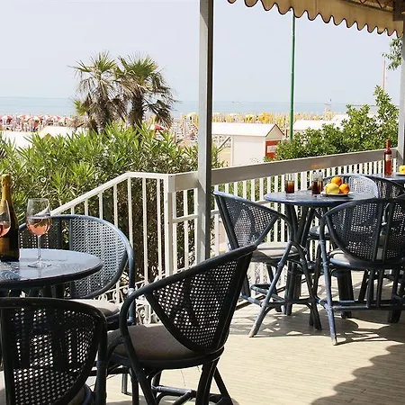 Hotel Astoria 4*