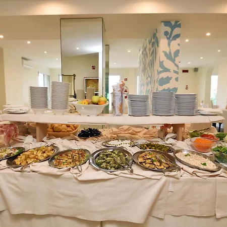 Otel Astoria 4*